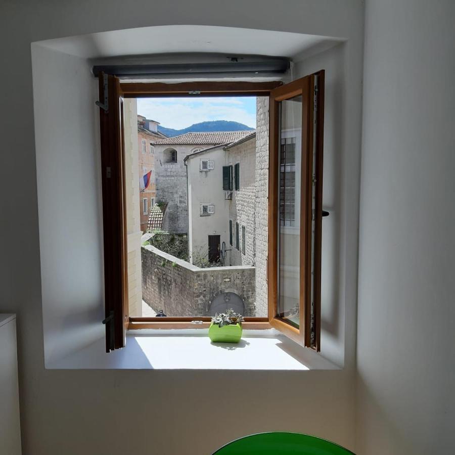 Lana & Ena Apartments Kotor Buitenkant foto