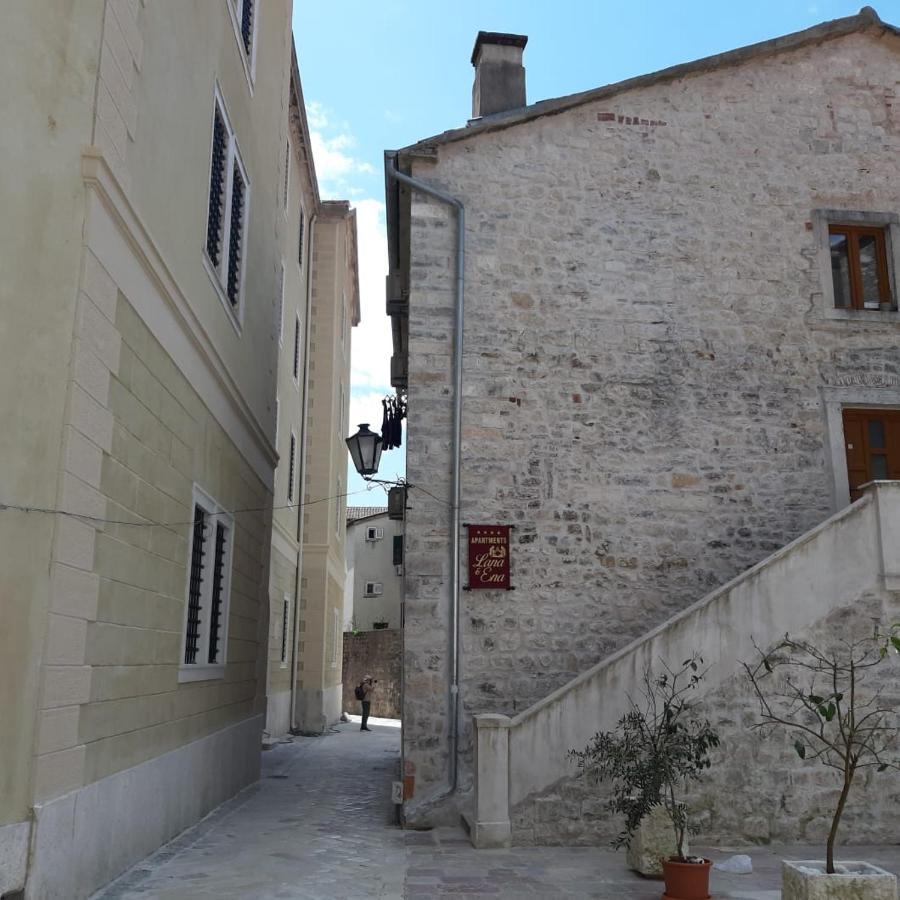 Lana & Ena Apartments Kotor Buitenkant foto