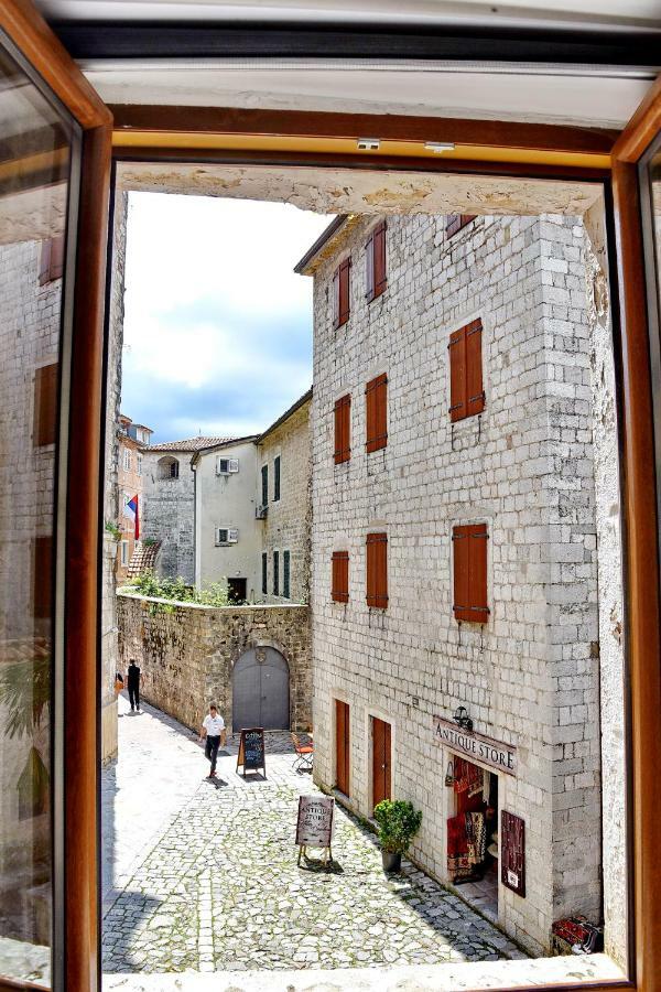 Lana & Ena Apartments Kotor Buitenkant foto