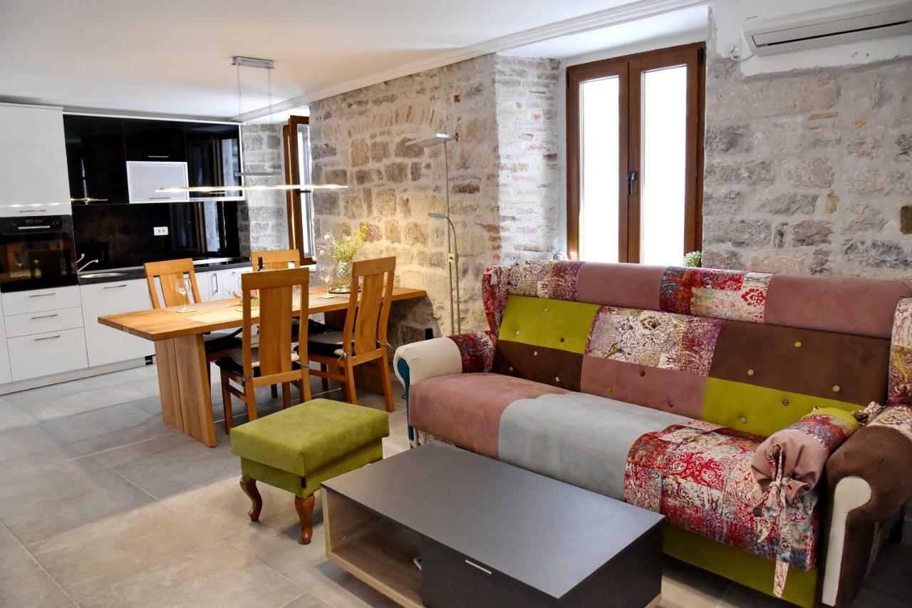 Lana & Ena Apartments Kotor Buitenkant foto